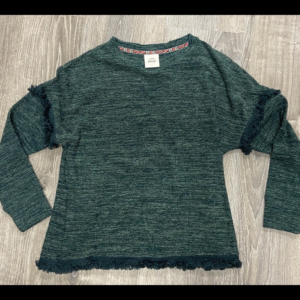 Knox Rose EUC Green Sweater Fringe Sleeves